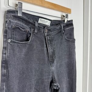 Abercrombie Fitch The 90s Ultra High Rise Straight Leg Jeans Size 27 4‎ Black